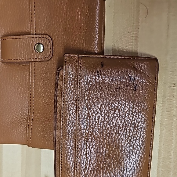 Lodis Leather Wallet Clutch - Picture 3 of 3